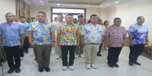 วันที่ 9 เมษายน 2569 เวลา 13.00 น. พล.ต.ต.นรินทร์ คำแก่น ผบก.กฝ.บช.ตชด. เป็นประธานในพิธีรดน้ำขอพรผู้บังคับบัญชา เนื่องในวันสงกรานต์ประจำปี 2569 เ